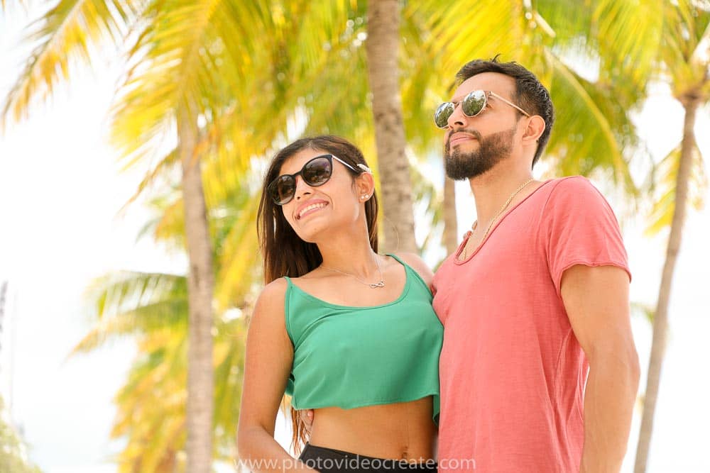 04 miami photographer Bayfront Park couple photoshoot