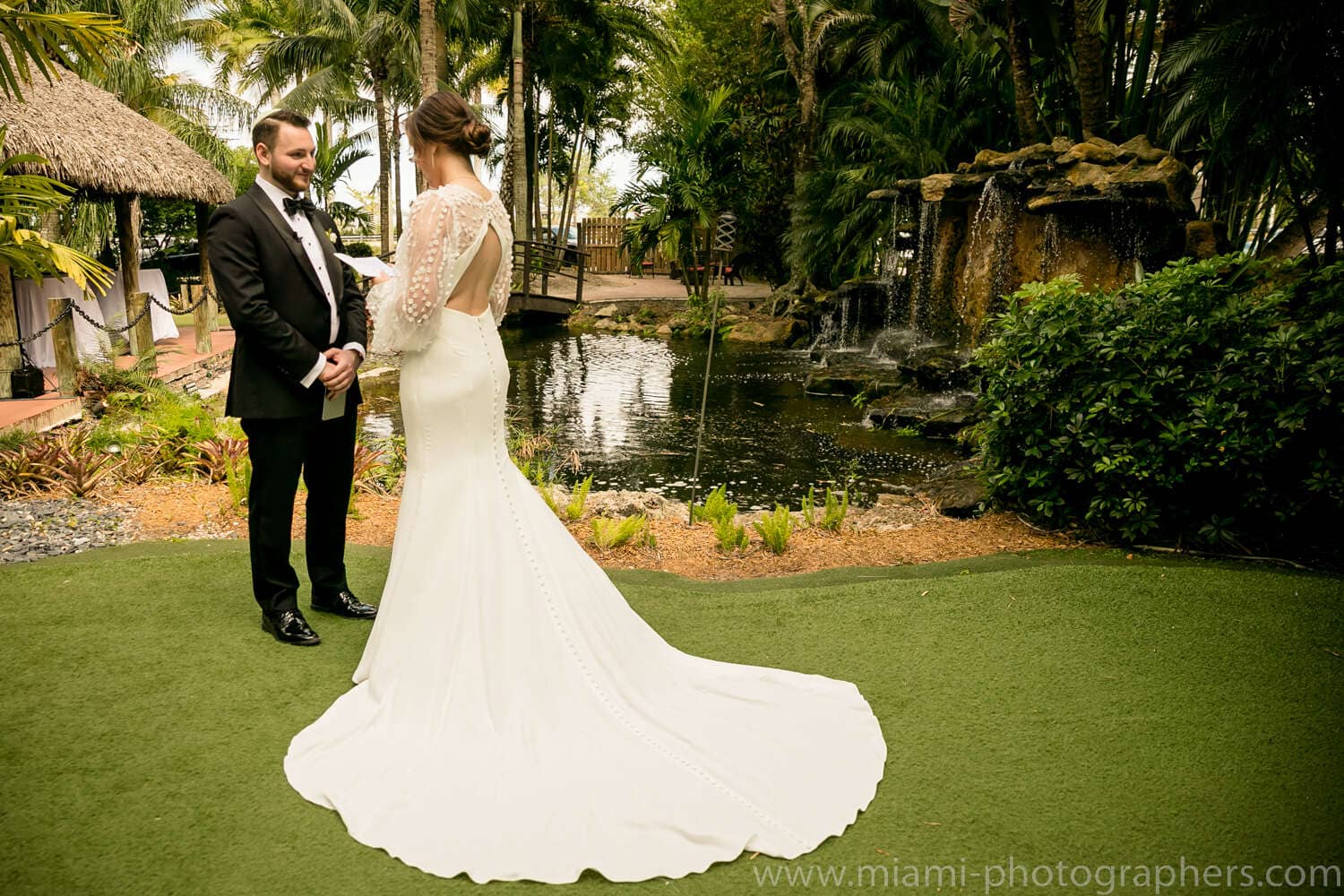 Bride and groom Roxana and Andres celebrating their joyful wedding day in Miami, surrounded by happy moments and elegant details.