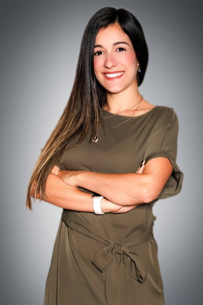 Headshot Photographer Miami 2 miami headshot photographer studio Brickell linkedin profile 2
