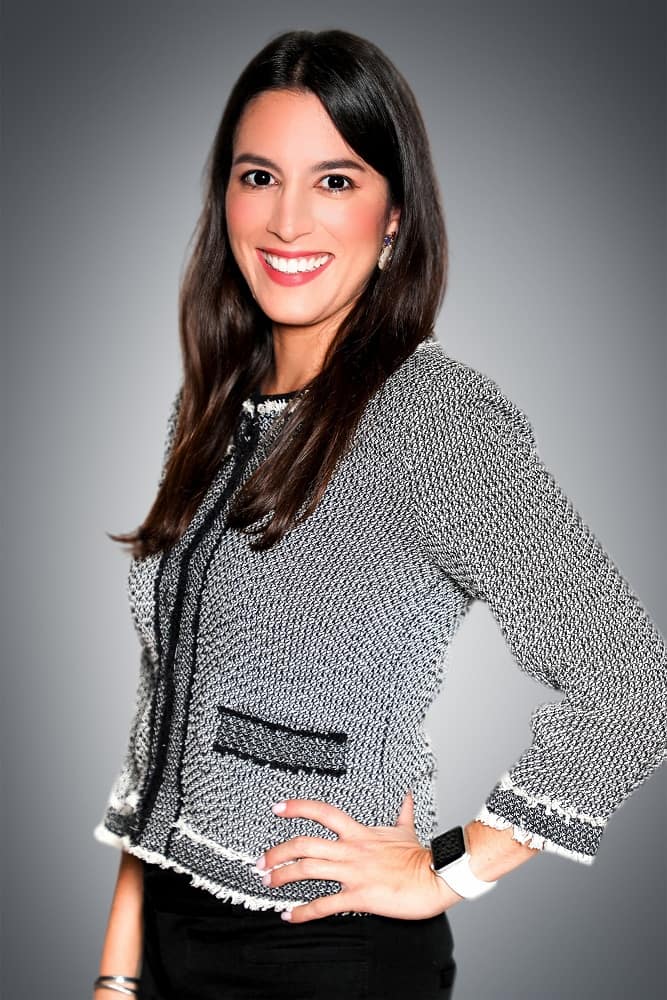 Headshot Photographer Miami 18 miami headshot photographer studio Brickell linkedin profile 6