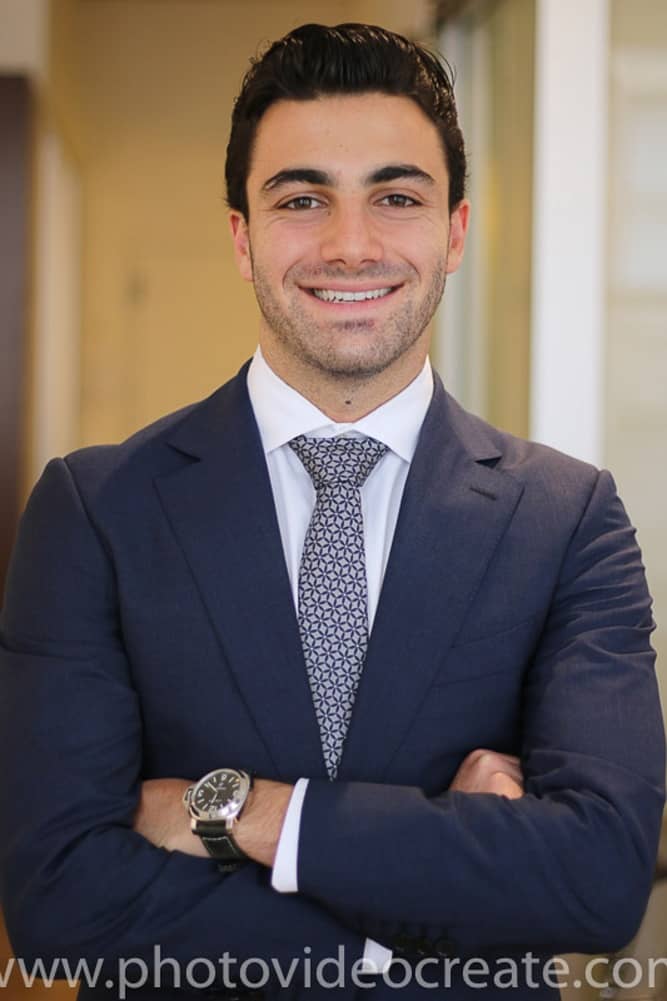 Headshot Photographer Miami 12 miami headshot photographer studio Brickell linkedin profile 22