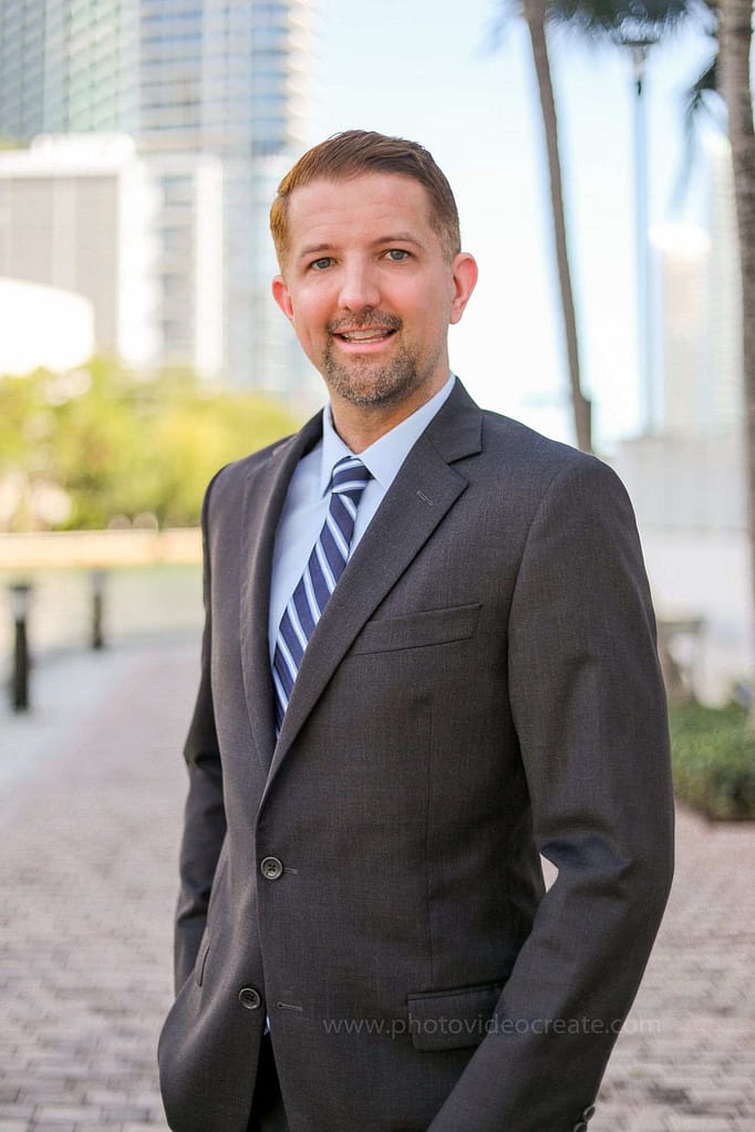 Brickell Photographer Miami 12 miami photographer corporate headshot linkedin brickell business 4